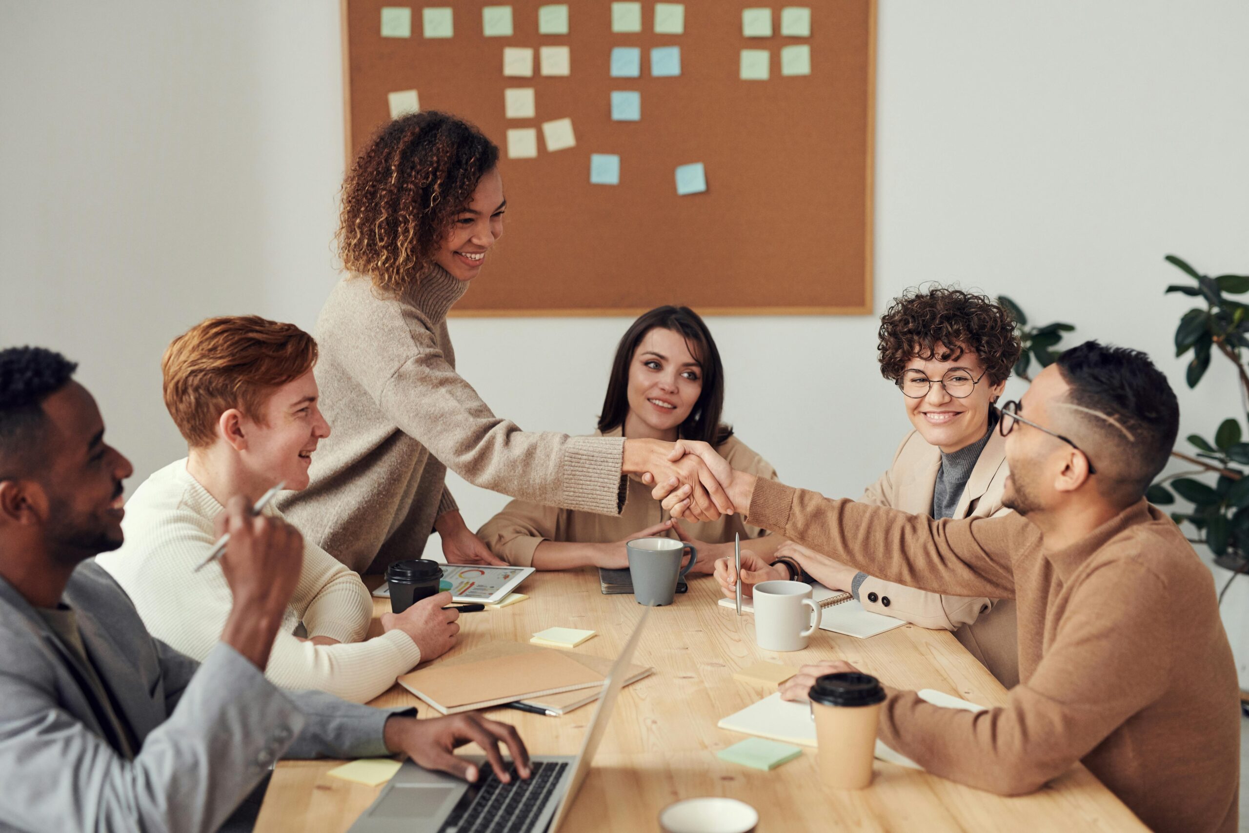 How to Build a Strong Online Presence in 2025